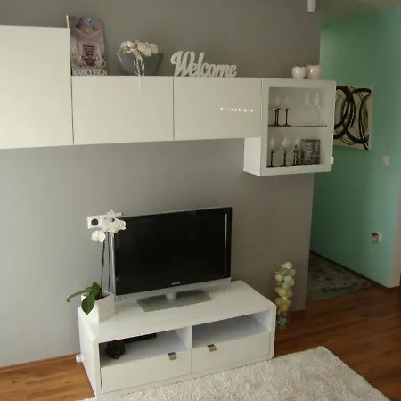 Viola Design Apartman 公寓 希欧福克